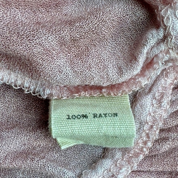 Gimmicks by BKE Bohemian floral Print Cold Shoulder Blush Pink Top – Size S - Picture 8 of 13